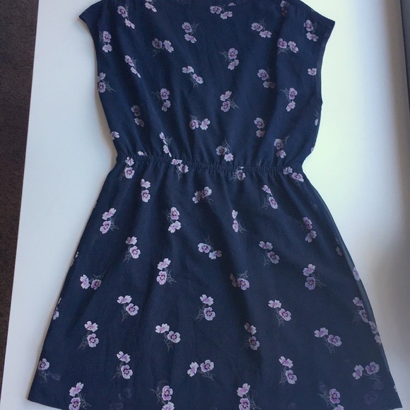 Madewell • Skygaze Dress in Pansy Bouquet - Picture 7 of 8